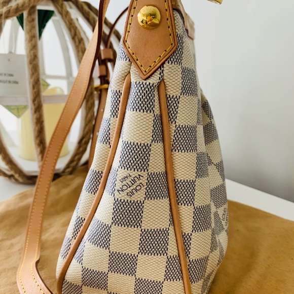 Louis Vuitton Siracusa PM - Picture 7 of 8